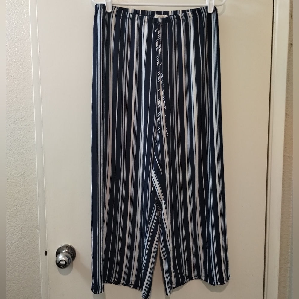 Ultra Flirt, Navy to Light Blue, White Striped Pants Size XL